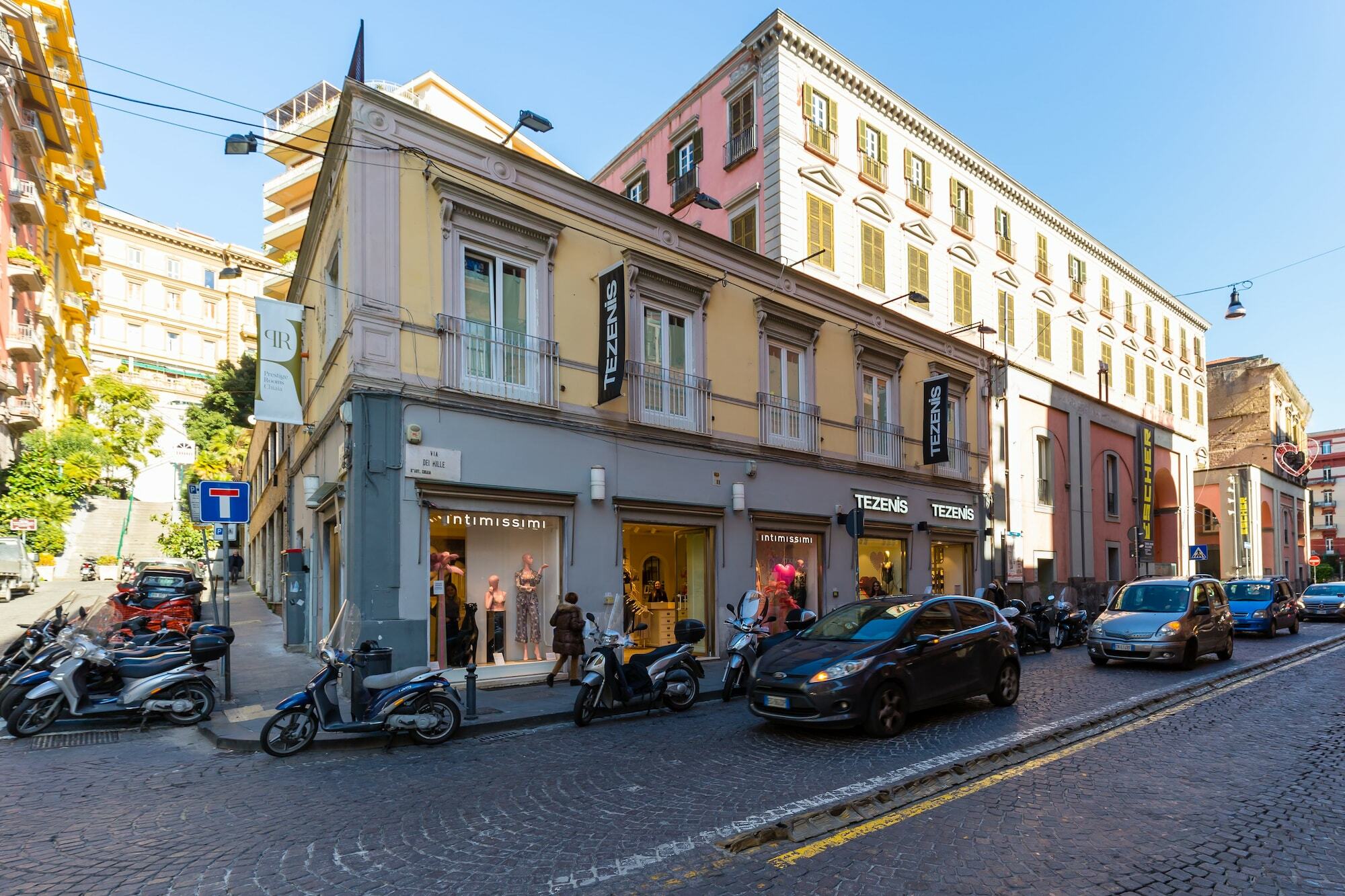Prestige Rooms Chiaia Napoli Esterno foto