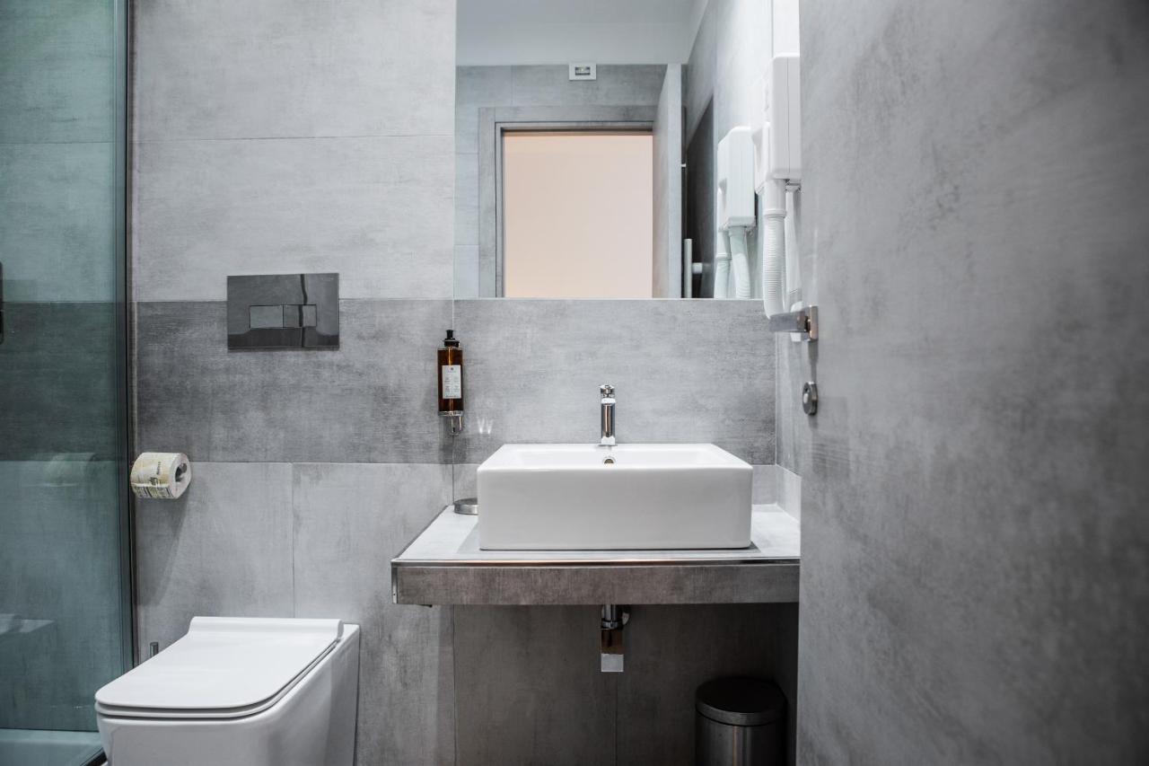 Prestige Rooms Chiaia Napoli Esterno foto