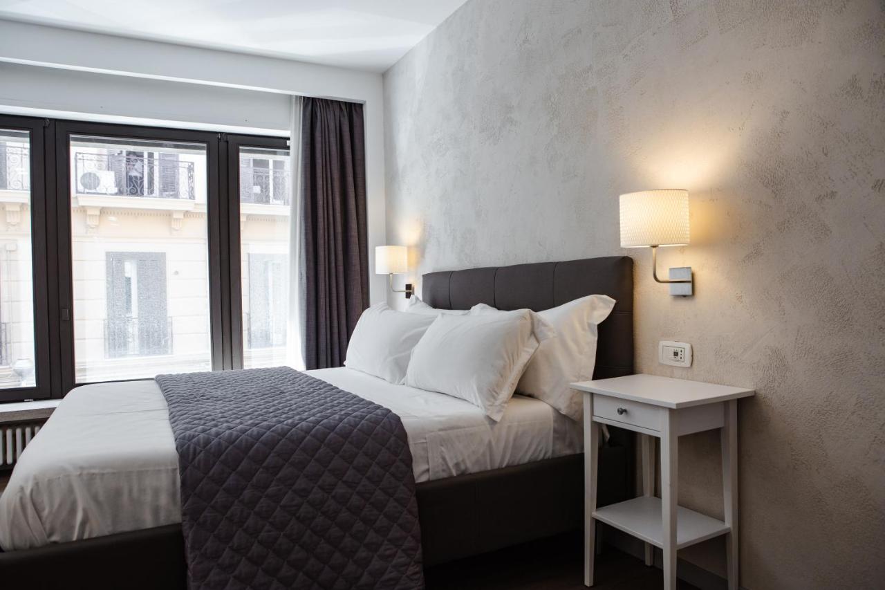 Prestige Rooms Chiaia Napoli Esterno foto