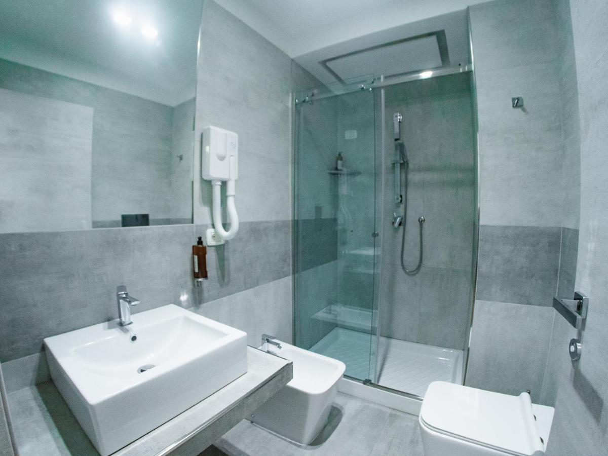 Prestige Rooms Chiaia Napoli Esterno foto